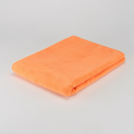 Fürdőlepedő narancs színben 70x140