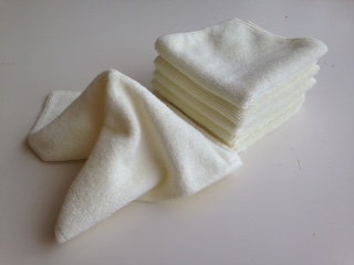 26/04.hét - Hópehely hetek III - Kozmetikai kendő (25x25) VANÍLIA